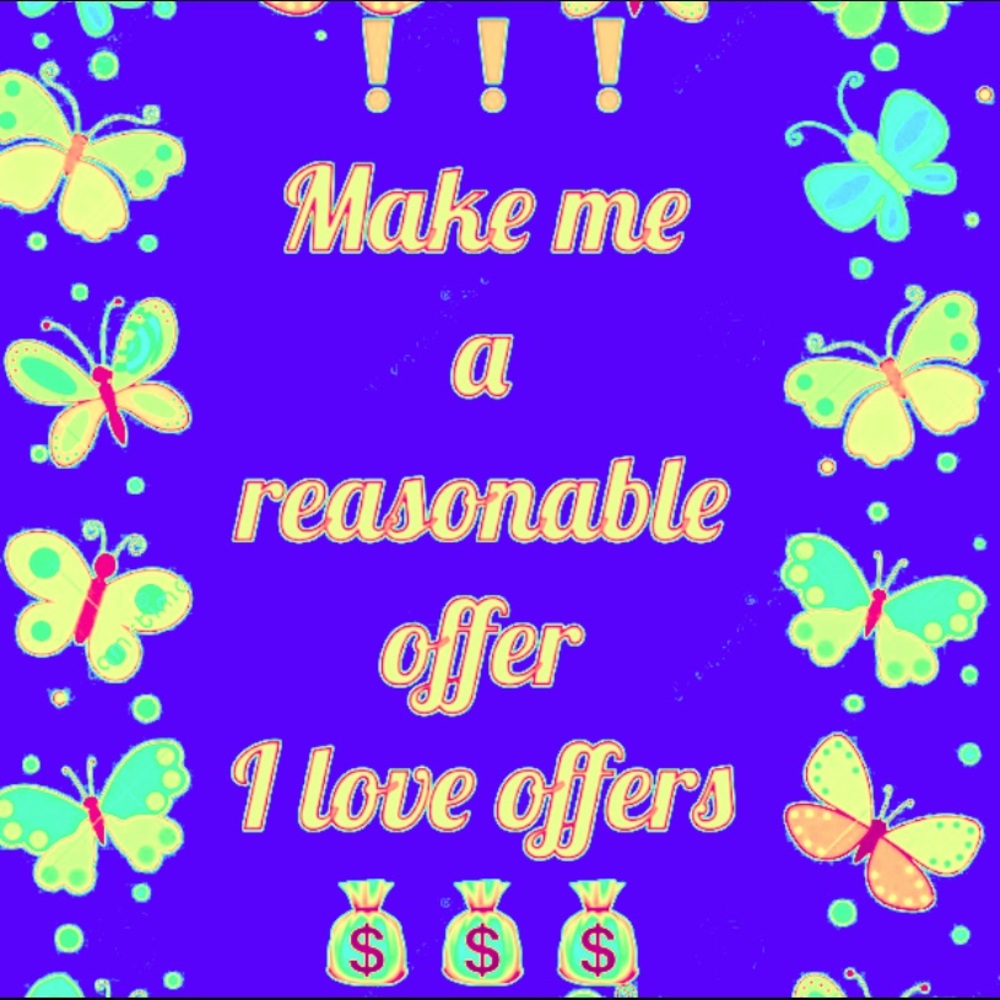 A reasonable offer is always welcome👍🛍